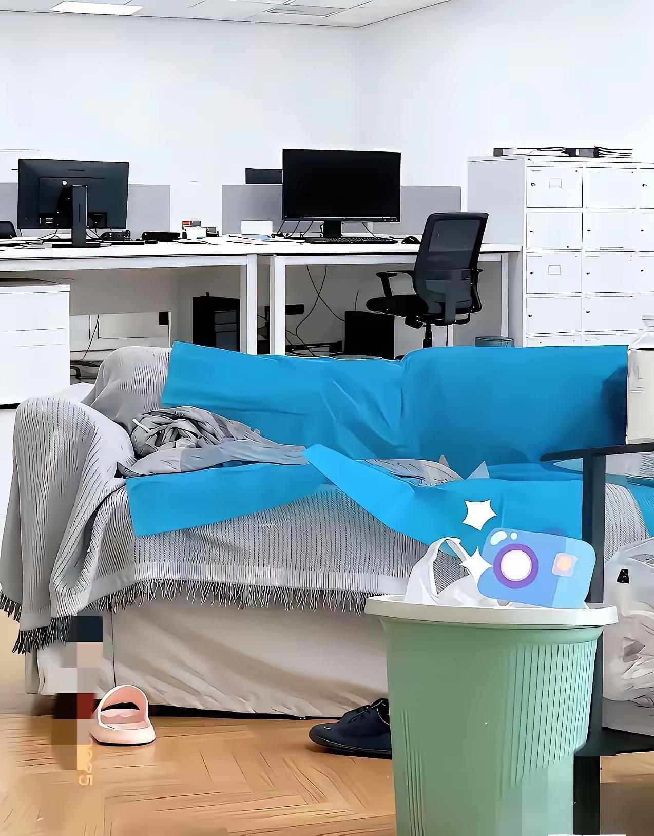 看湖南人民医院曾医生的十七分钟视频，我发现个比画面本身还扎眼的点，摄像头根本没在