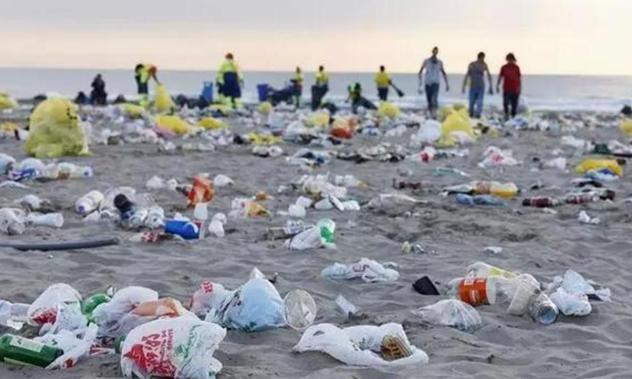 海底传来坏消息？人类下潜到1万多米的海底，发现了“不该出现”的东西，带来的影响让