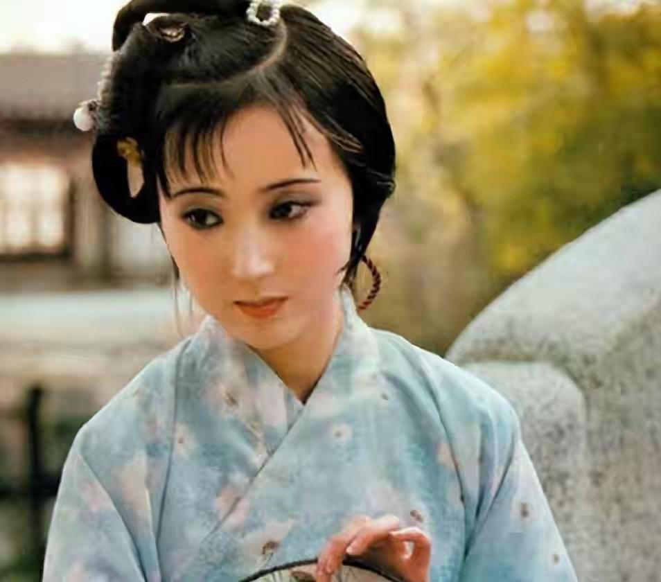 宝玉婚后决然弃宝钗出家，只因一桩残酷真相，他终究无法释怀乾隆腊月，漫天大雪