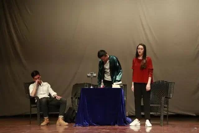 刘萧旭郭宇欣哭崩！这售后太戳心刘萧旭郭宇欣哭崩现场！这波共情太戳心谁懂啊家