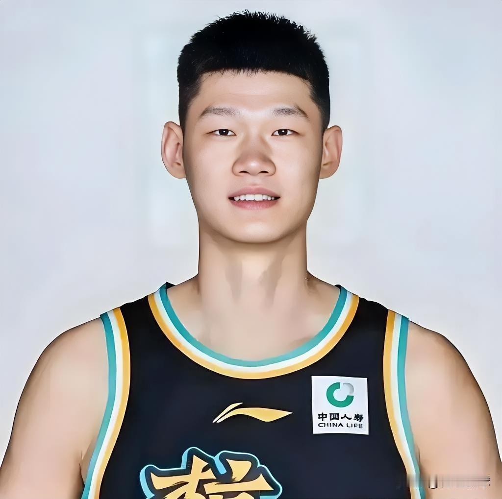 CBA广厦队21场常规赛过后，队内赛季总得分排名一览：01、胡金秋，21场，