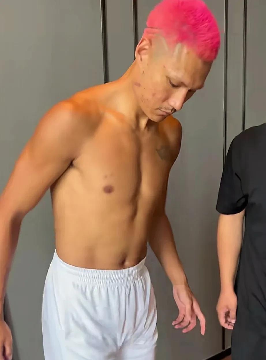 篮球界的UFC，前广东外援威姆斯和街球球员恶鼠！近日，前广东男篮外援威姆斯发布