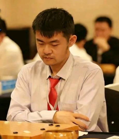 中国业余8段~27人榜上有名近两年随着中国业余围棋段位制度的改革和创新，业