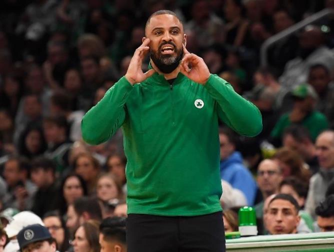 很多人都并不认可火箭主教练乌度卡，但是前NBA的中锋钱宁·弗莱在一档节目当中还是