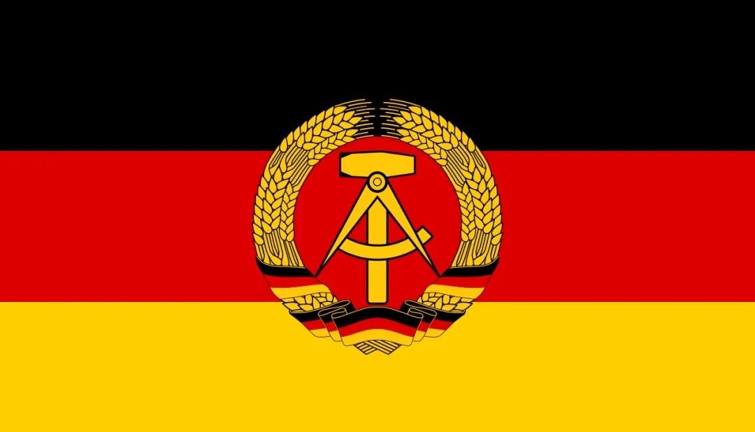 1990年的西德，看上去简直中了现代国家史上最大的一张彩票：没打一场战争，突然多