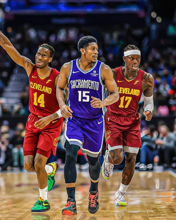 湖人交易亨特失败原因：1、湖人不想送走八村塁2、湖人不愿意承接亨特今年以后的