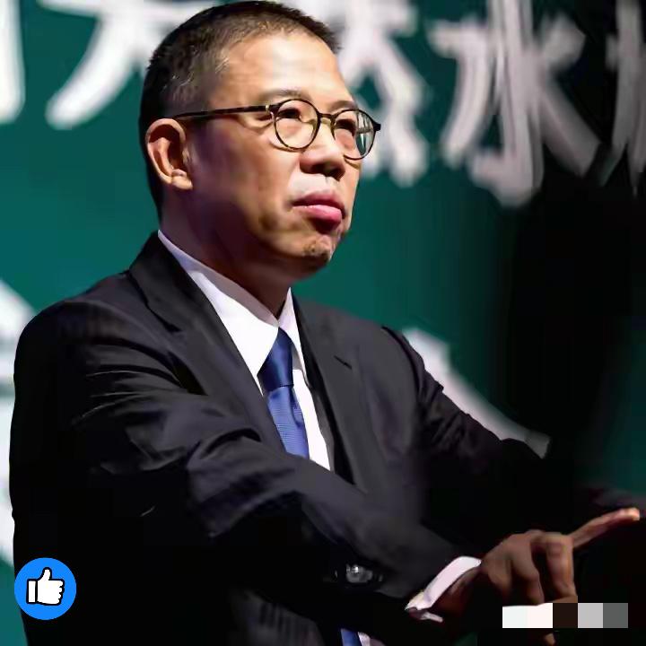 71岁中国首富钟睒睒，捐款1亿，不选清北不冲名校，偏偏砸给老家中学，这波