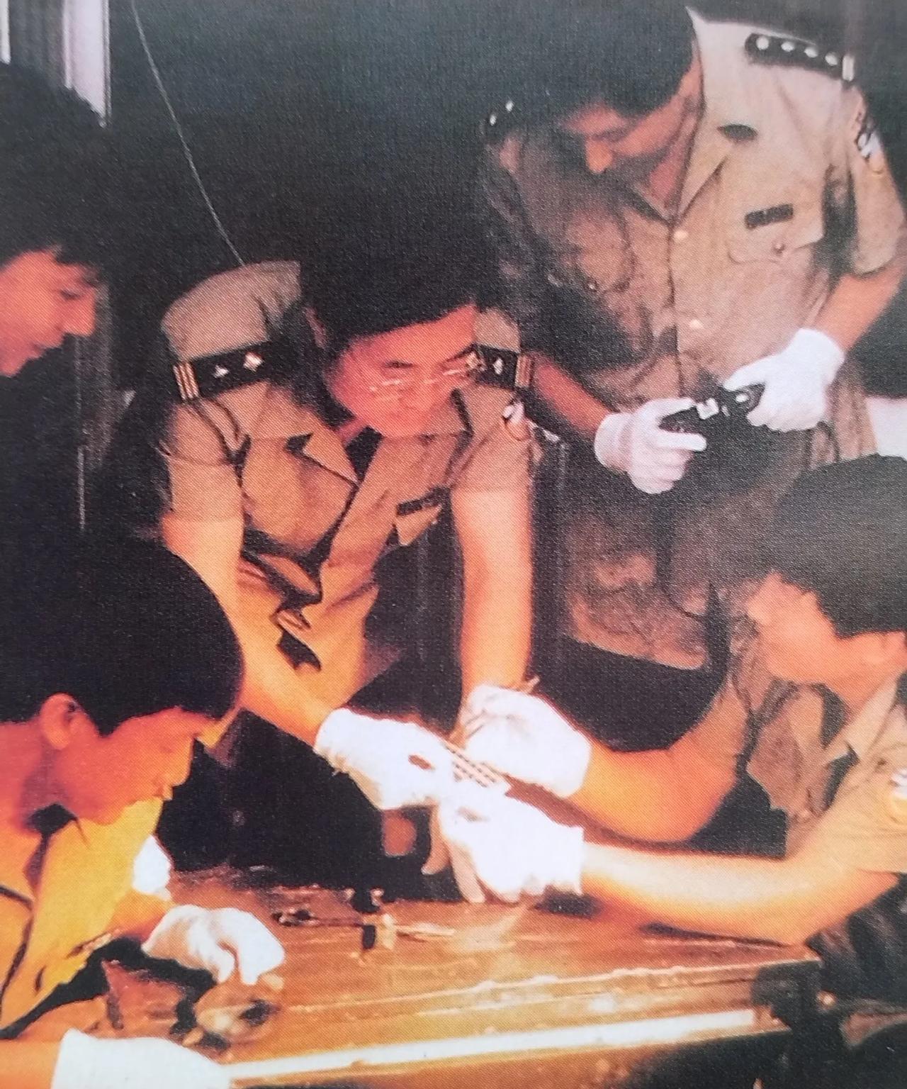 1986年1月15日，天津市公安局破获一起重大盗窃案，案犯孙向军被逮捕。孙犯于1