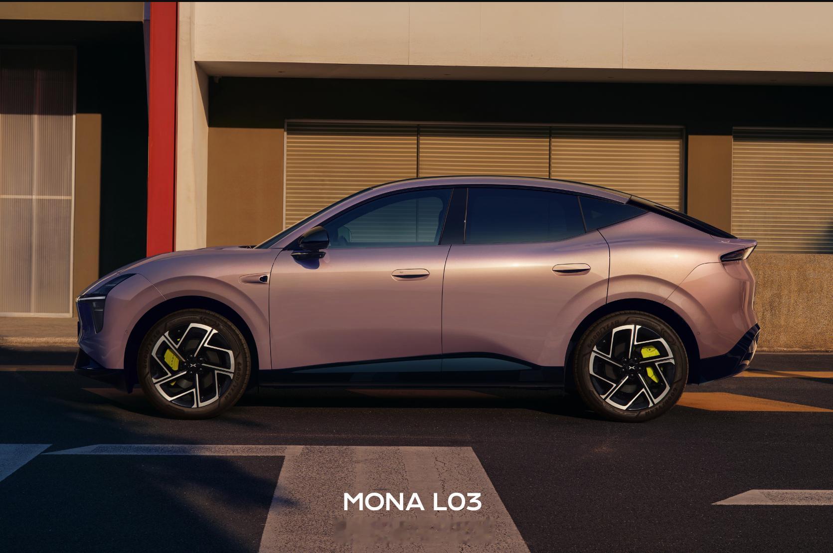 小鹏MONAL03这造型也是轿跑SUV，比前面那款G6好看多了，视觉上就有静