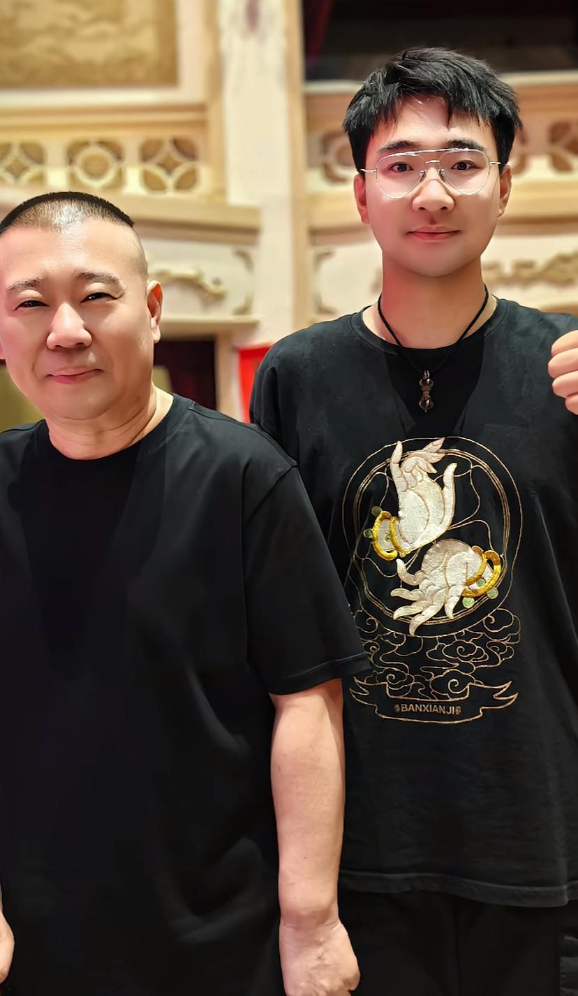 【郭德纲进行龙字科考核，透露了这些消息，你怎么看？】近日，抖音一位30W+粉丝