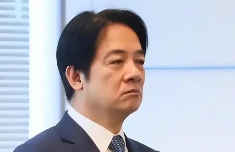 这操作绝了，赖清德办公室声明里把“中华民国台湾”悄悄改成了“中华民国”，台湾两个