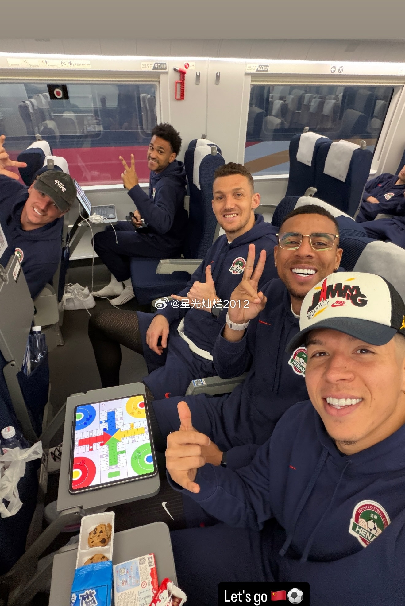 纳萨里奥表示中超重启出发青岛。📸中超中超联赛河南队青岛海牛vs河南队随手拍春天