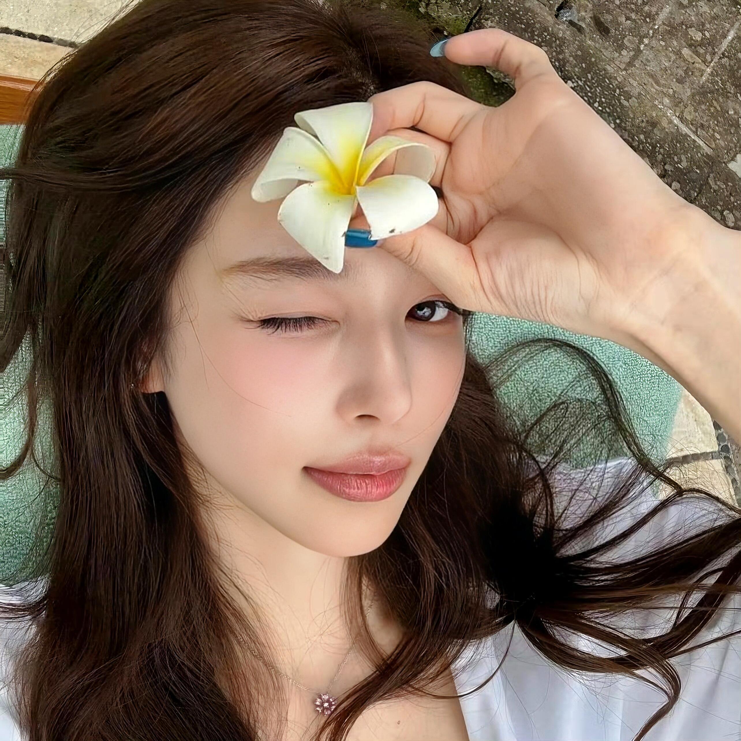 存下好看的女生头像