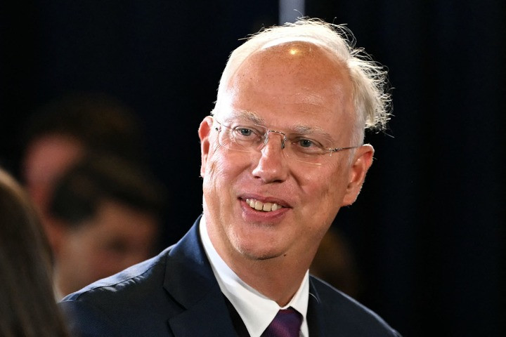 #俄美乌接近达成外交解决方案#【俄总统特别代表：俄美乌接近达成俄乌冲突“外交解决