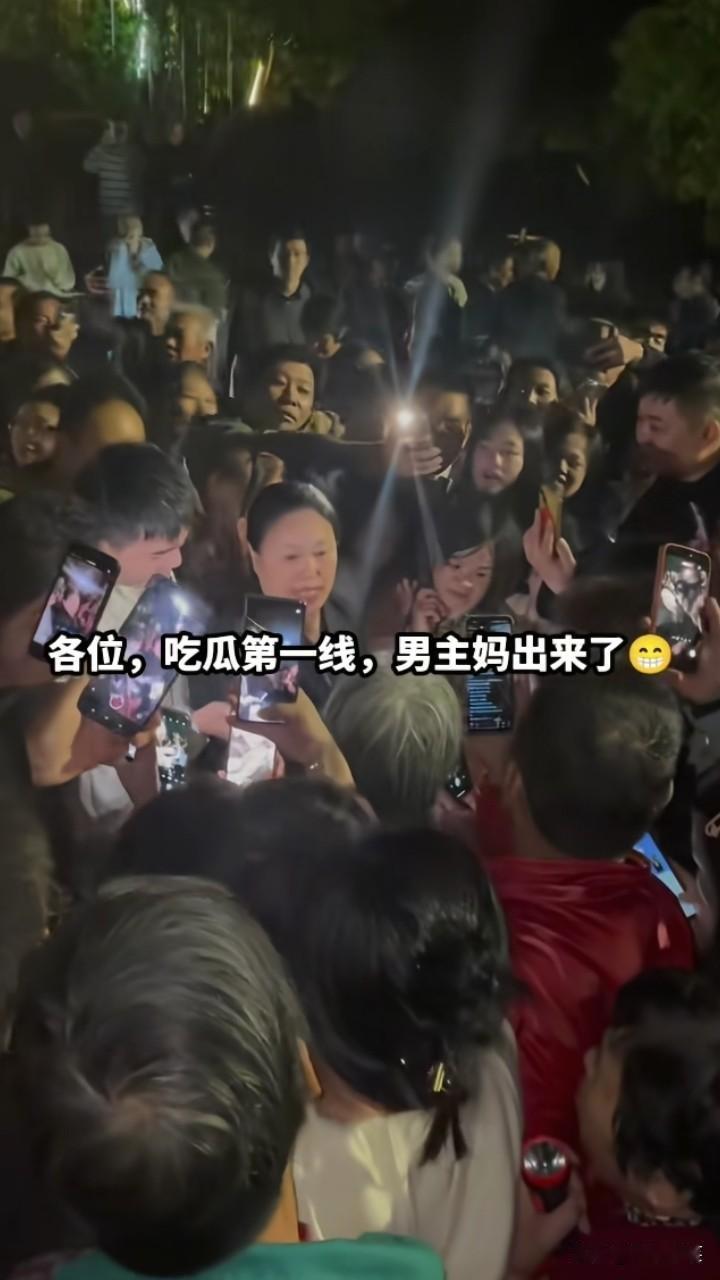 这哥们太惨了[捂脸哭]，为了和女朋友在一块把杭州的工作辞了，来到绍兴因为偷电缆