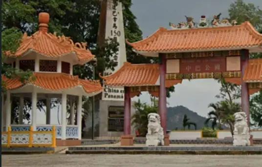 怪不得说美洲是美国的后花园，就从最近巴拿马地方政府拆除华人纪念碑就可以看出，如今