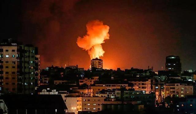 一旦中美开战，美军能不能轰炸我国沿海地区？如果回到十年前，这种情况确实有可能出现