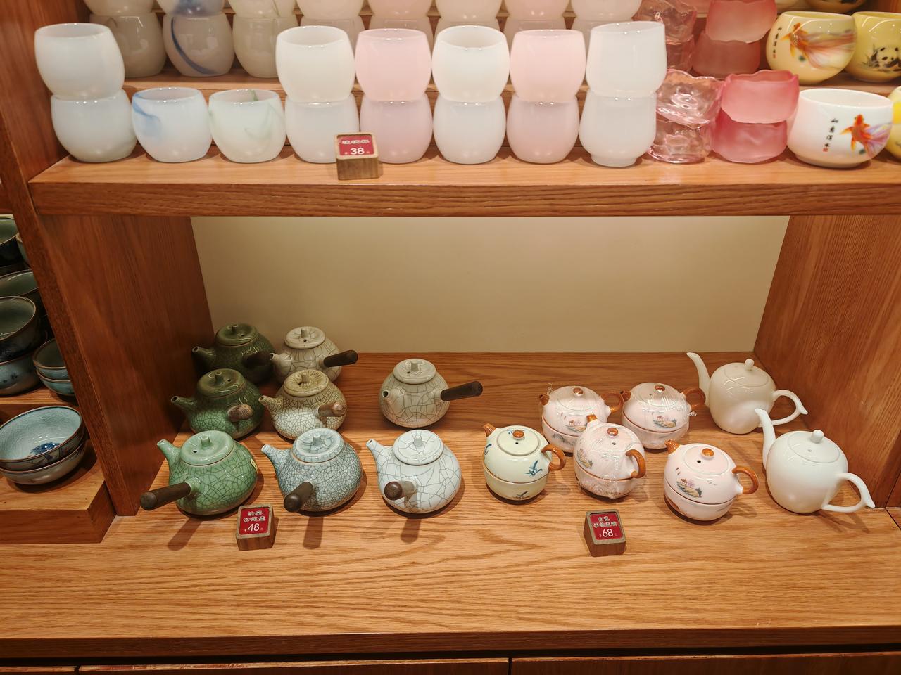 旅行就是漫无目的而又不失调理，貌似随便看，随便走，实则暗藏玄机。看到每一样东西，