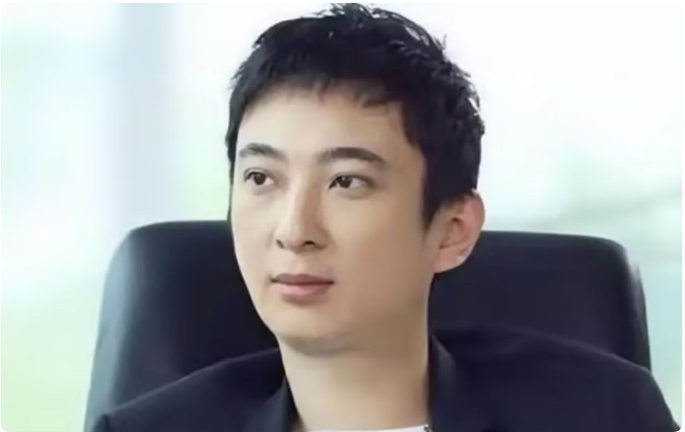 黄一鸣称要更改女儿账号名称，直接取名王思聪女儿，还要去万达拍短剧