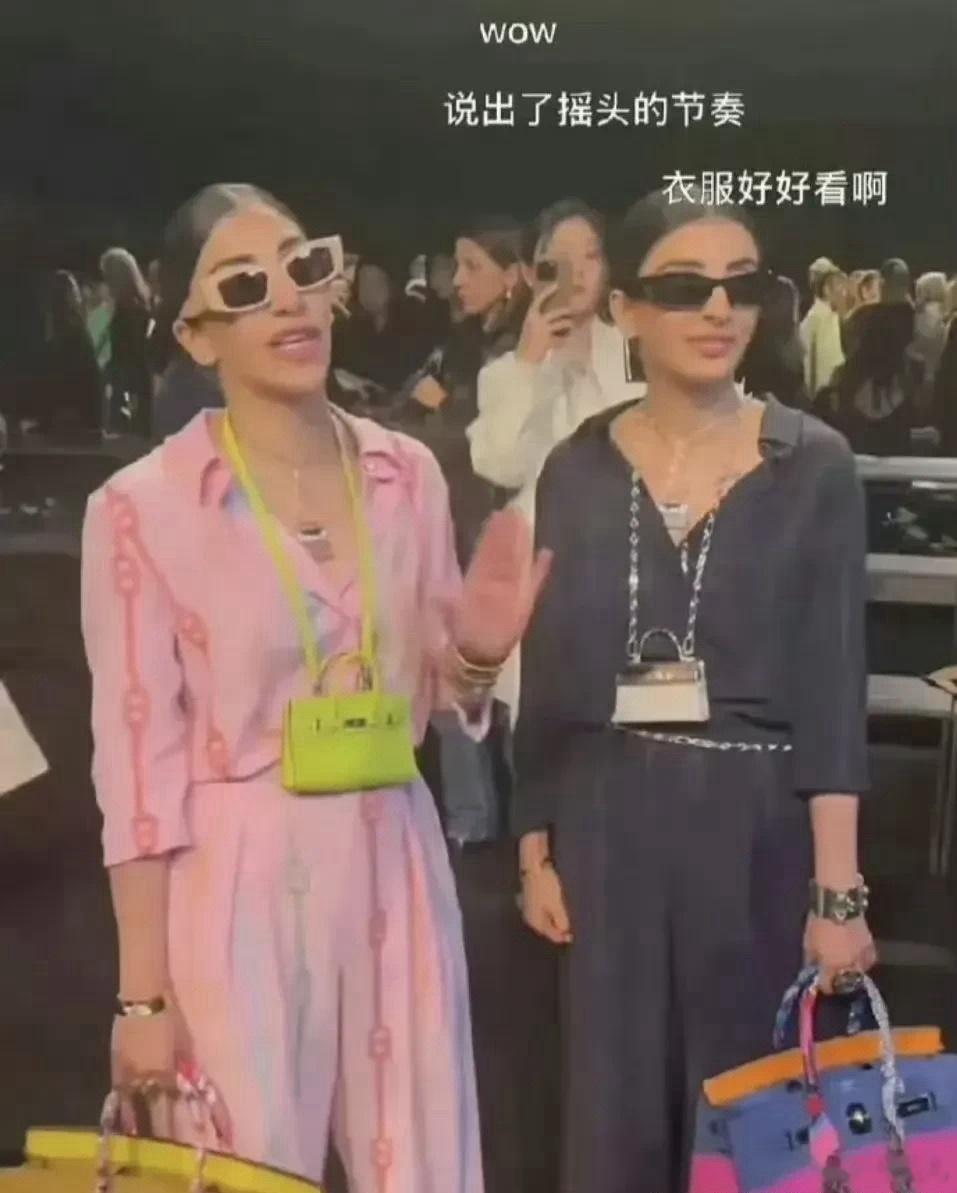 小姐姐这包包炫得……我居然无法反驳