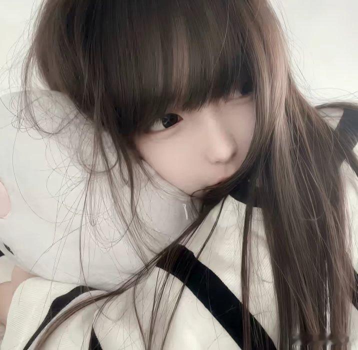 𝑾𝒆𝑪𝒉𝒂𝒕|女生头像｜美商｜ins｜蓝色系｜挡脸｜双子星