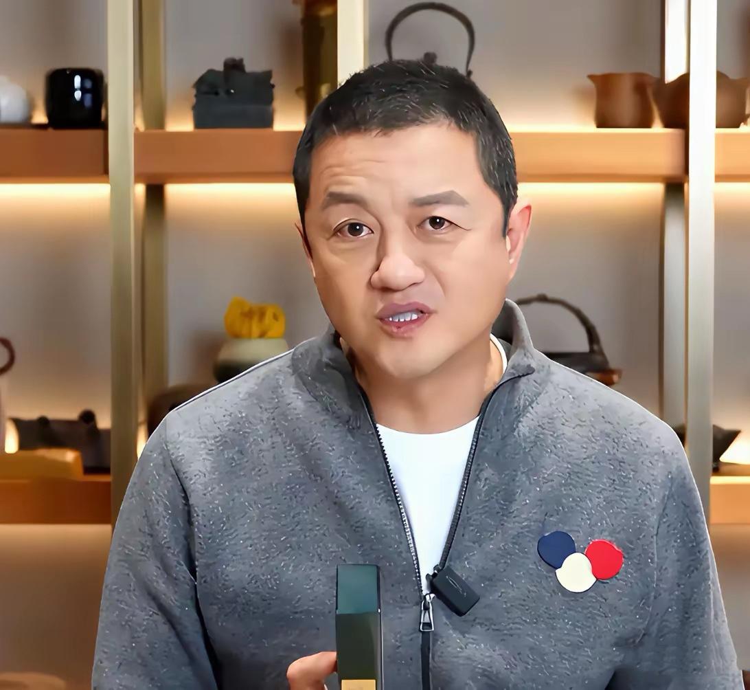 李亚鹏这下又要头疼了，深夜突上热搜，谁也没料到他还敢往创业坑里跳。刚成立云南