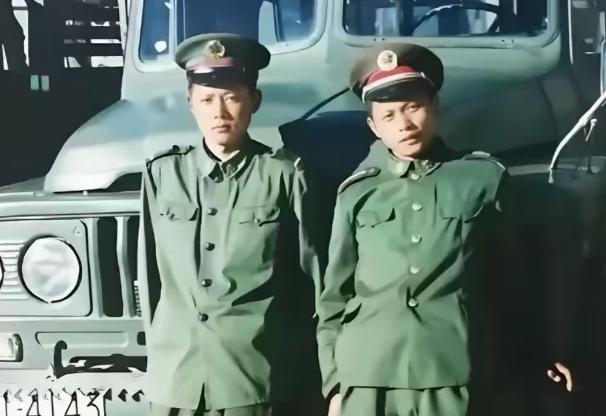 四川有个小伙在跑运输时救下了一对投河的女人和孩子，把人领回家里临时落脚。女人收拾