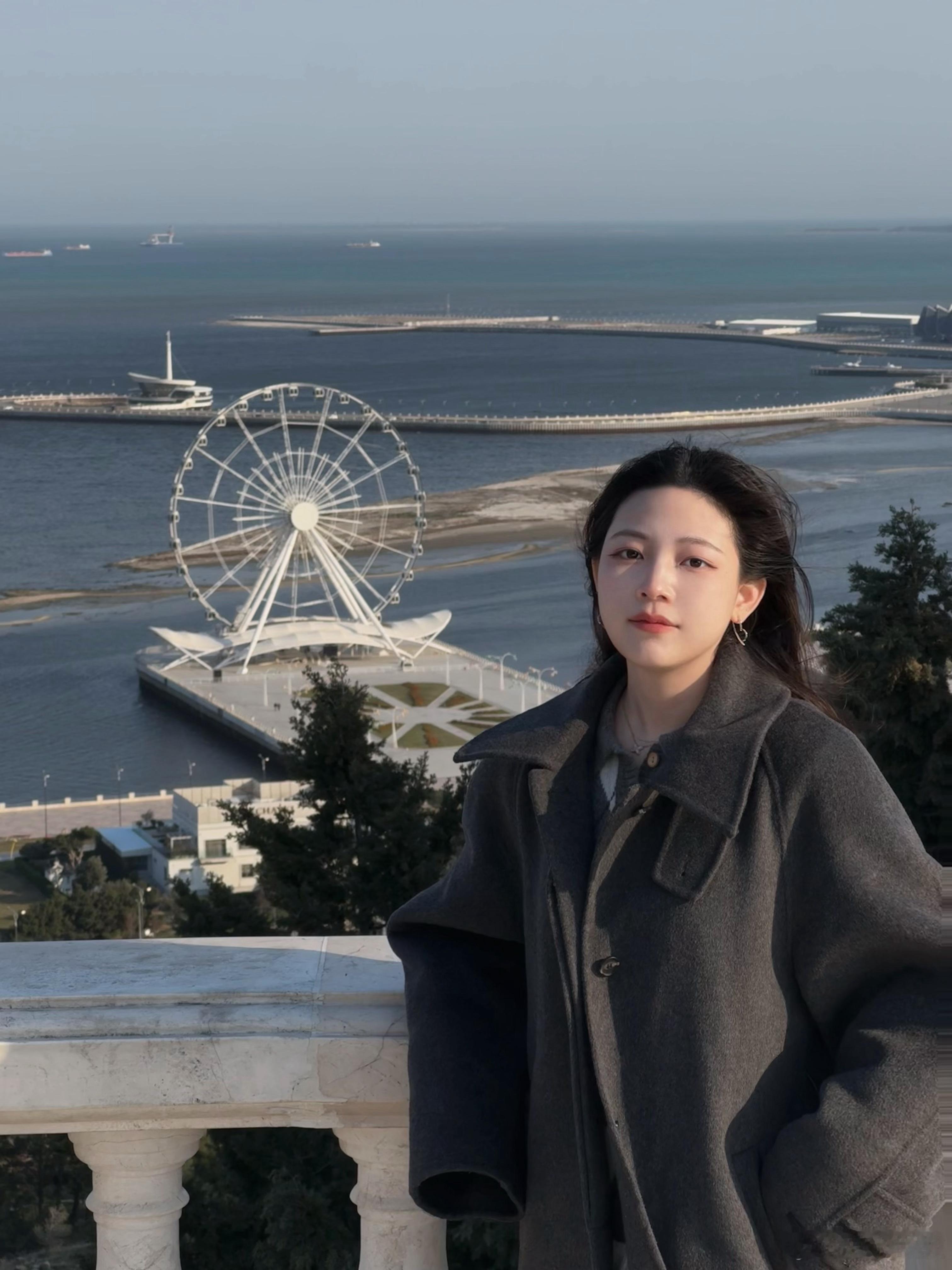 风很大的一天有海的城市就是很美想念深圳的温暖了阿塞拜疆