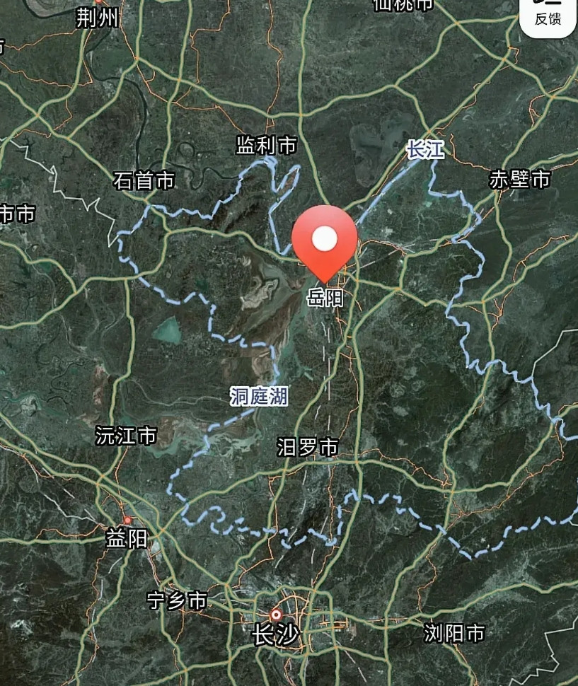 其实湖南岳阳是最让人捉摸不透的城市！！按常理来说，岳阳的地理位置着实极为优越，发