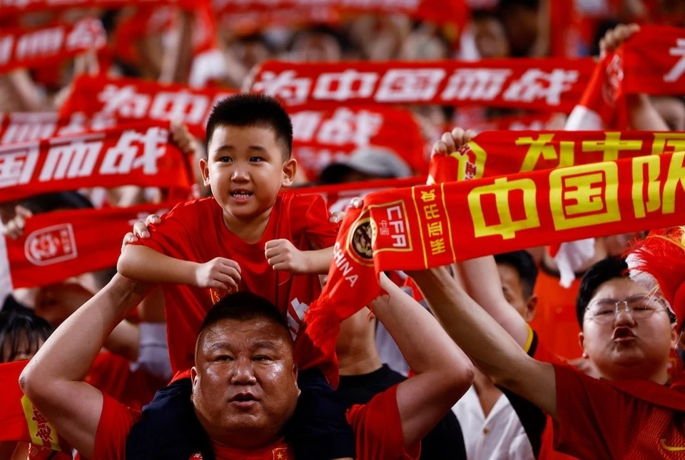 越媒: 各类流派混乱无序的堆砌, 中国足球正从内部自我摧毁