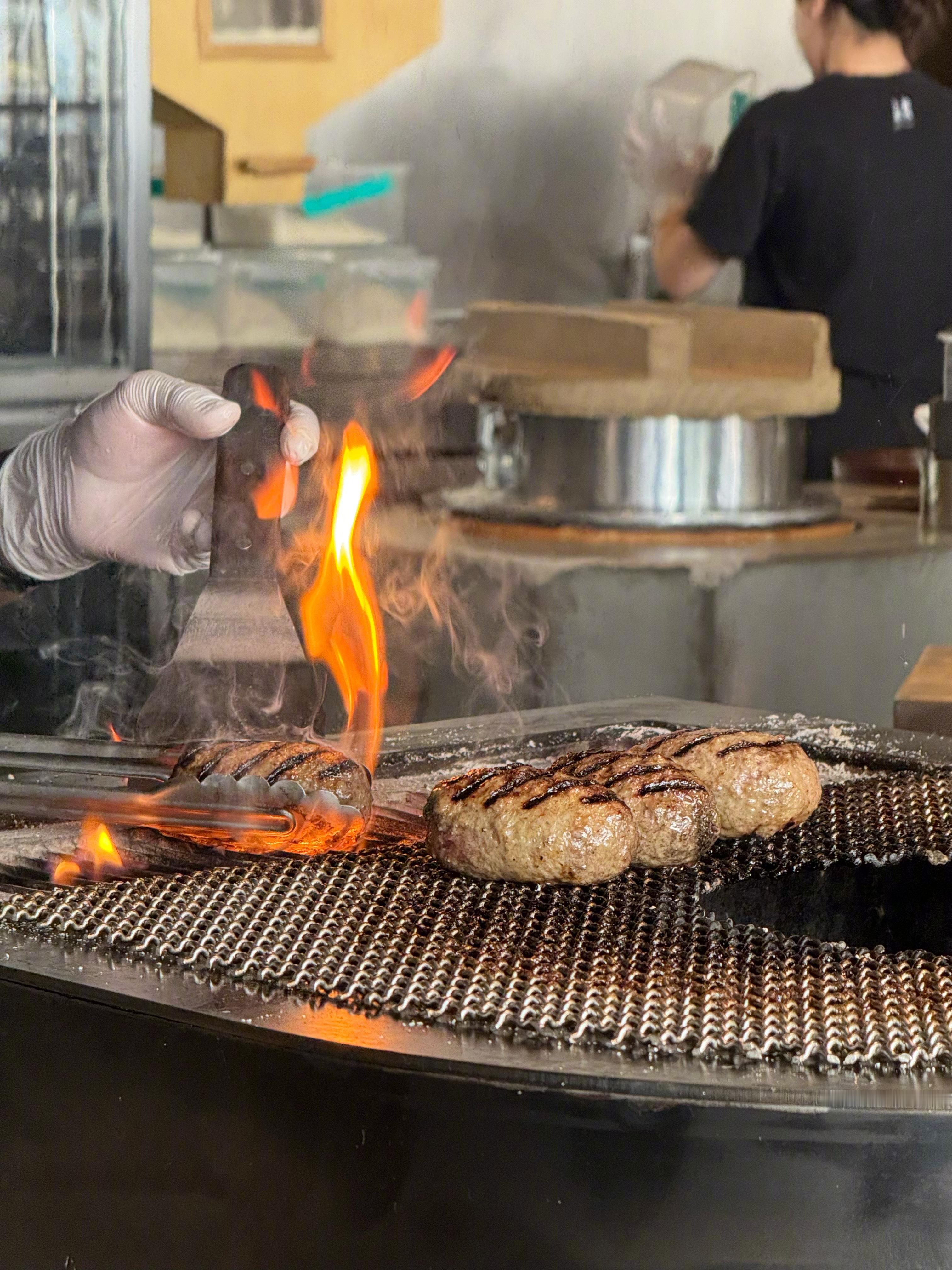 人生主线任务：吃好吃的。