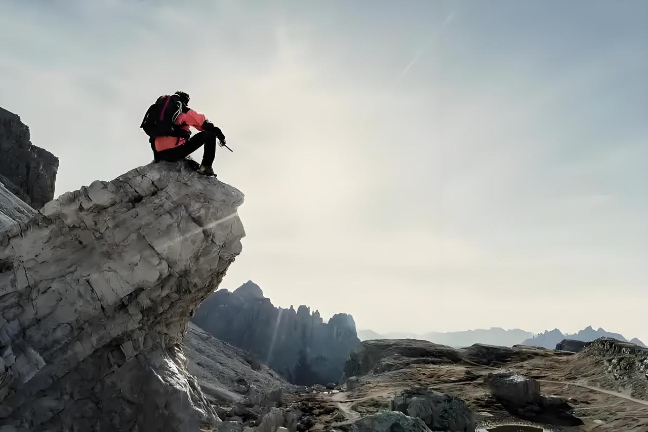 接触了上百个大学生才发现，我们对现在的孩子，误会真的太深了。我们总以为，能