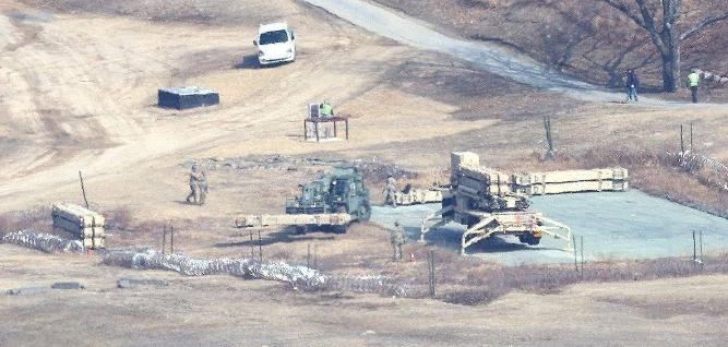 韩国彻底沦为了笑话！韩联社最新的照片确认，位于庆尚北道星州郡的六套“萨德”反导系