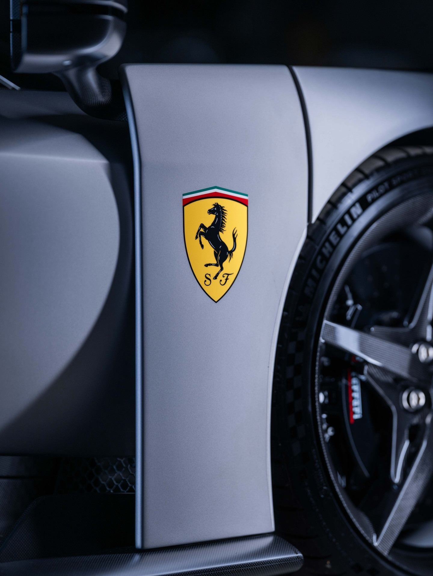 FerrariF80法拉利法拉利f80越来越多的F80交付客户了，这台All