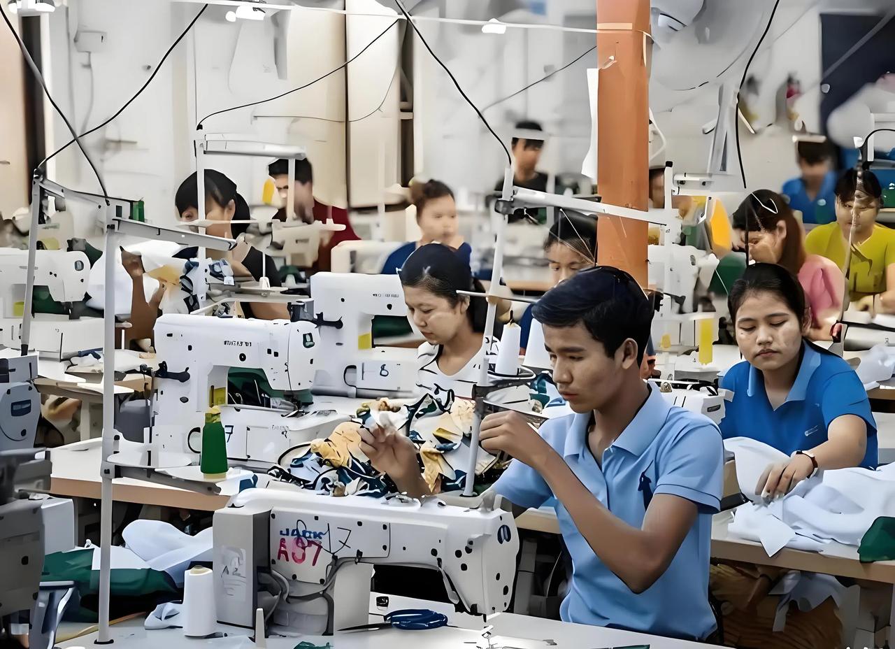 东南亚接不住低端制造！中国不走西方去工业化老路，这步棋太清醒 不知道大家发现