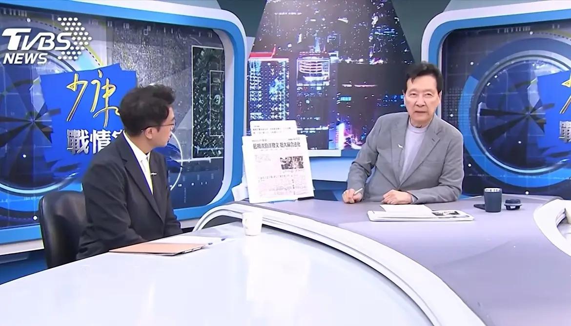 赵少康访问沈伯洋，我真是觉得蓝的蛮奇怪的，像马英九想当全民领导，非要在内阁里放一