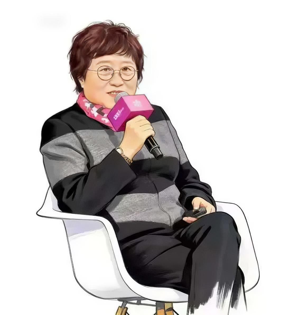 刚在手机上刷到一个新闻，后背一凉。熟人之间的信任，往往会让人放松警惕。很多时