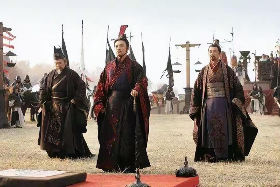 为什么商鞅死后名声非常差？因为他把所有人都拖入了地狱，连他自己也不例外。