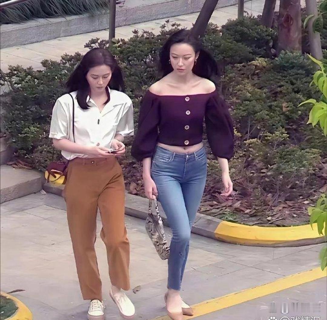 2位大明星同框，倪﻿‎妮这⁠﻿气质居然直接⁠碾压了对‏方。