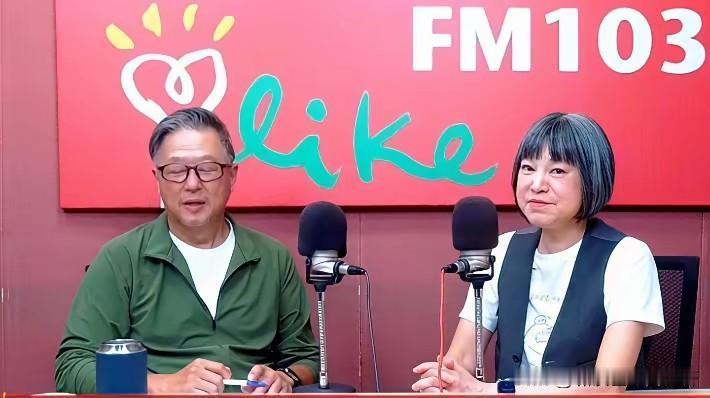 台独记者范琪斐在视频中：表示中国大陆过去在台湾被妖魔化得太严重，而遭到“青鸟”