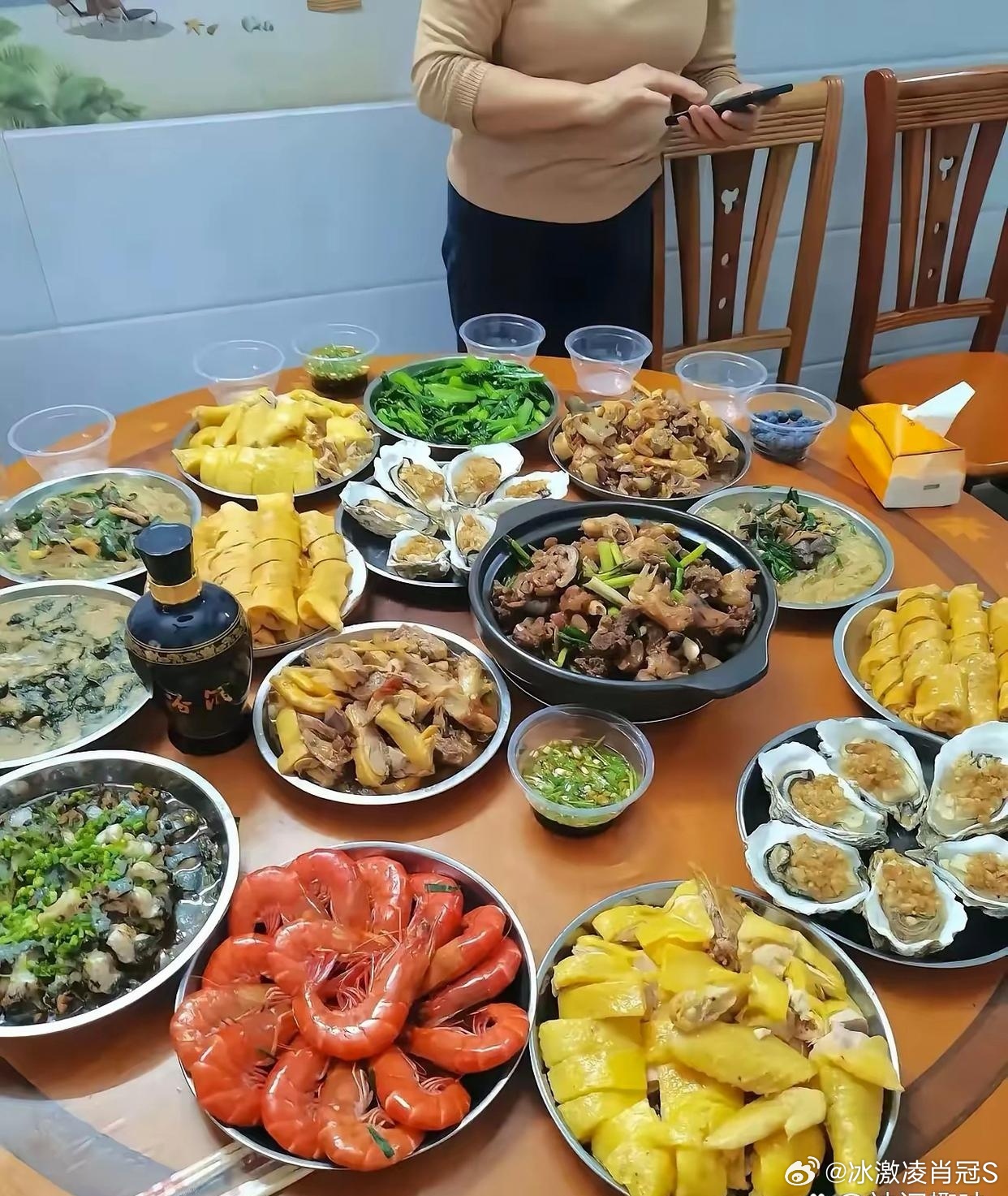 假如三家人同时请你去他家吃饭，你会去哪家