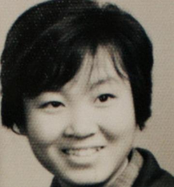 1974年，21岁女知青，夜间独自去厕所，却神秘失踪。连队把整座山翻了个遍，却仍