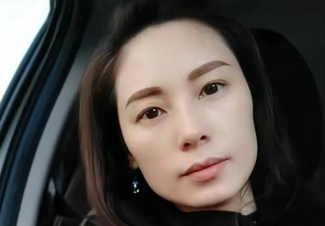 台湾陆配钱丽6日上午于社群发文，表示自己鉴于台湾社会已被民进党台独政权，营造的仇