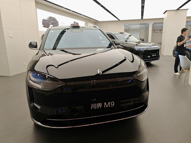2月23日问界汽车对惠州车辆起火事件做出了回应。2026年2月21日，一辆问界M