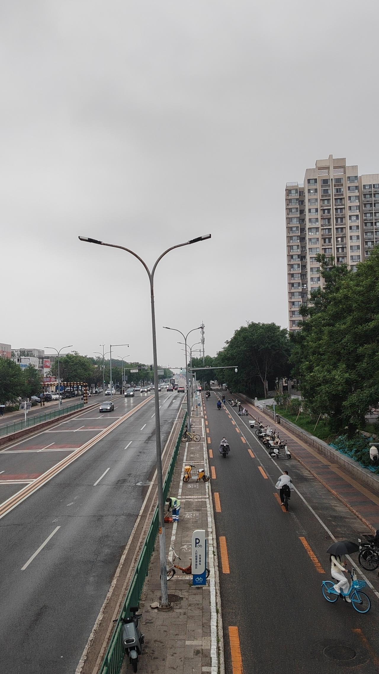 岁月是一场有去无回的旅行，好的坏的都是风景。学会用一颗豁达的心去包容生活的不完美