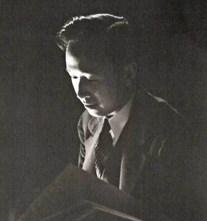 为什么华人在美国的社会地位不高？牢A这次把话说明白了，解决了国人一个心里长期的