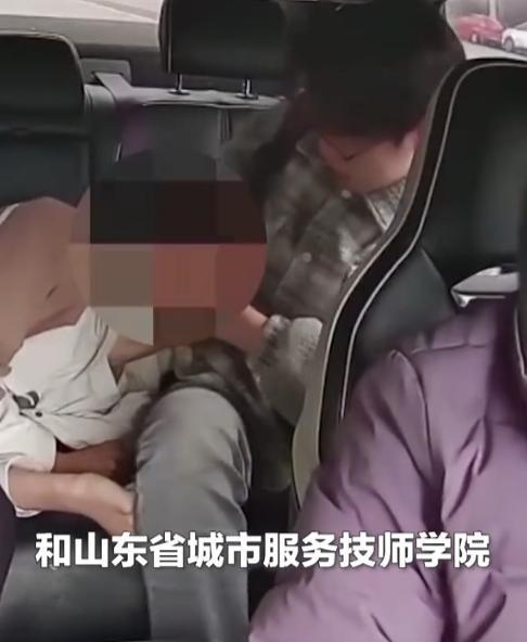 “民意终于战胜了规矩！”按照规定，姜昭鹏错过考试只能明年再考，怎料，山东省教育招
