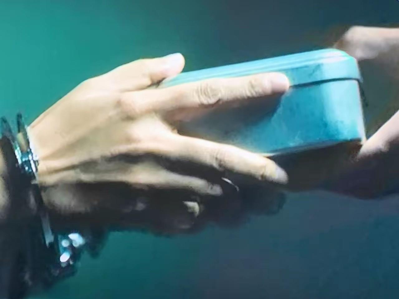 追剧《交锋》至第26集马憩到看守所看望李凤歌，这一片段看得人心里五味杂陈。