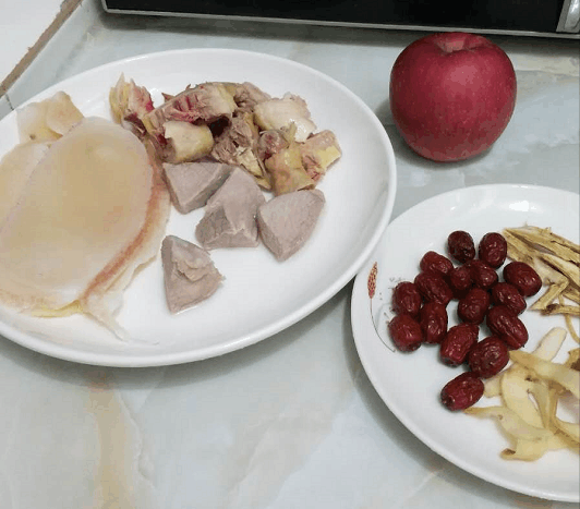 螺片家鸡瘦肉苹果汤, 有滋阴养颜的功效, 特别适合熬夜的你