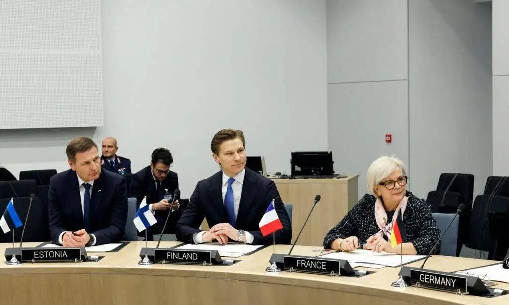 爱沙尼亚国防部长威胁，要对俄罗斯领土进行先发制人打击！普京称自己都快无语了，该国
